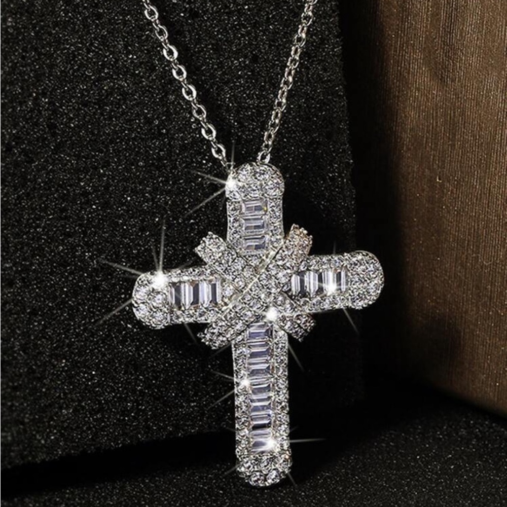 Beautiful Diamond Lab created Cross White Gold Pltd Necklace - New NWTS